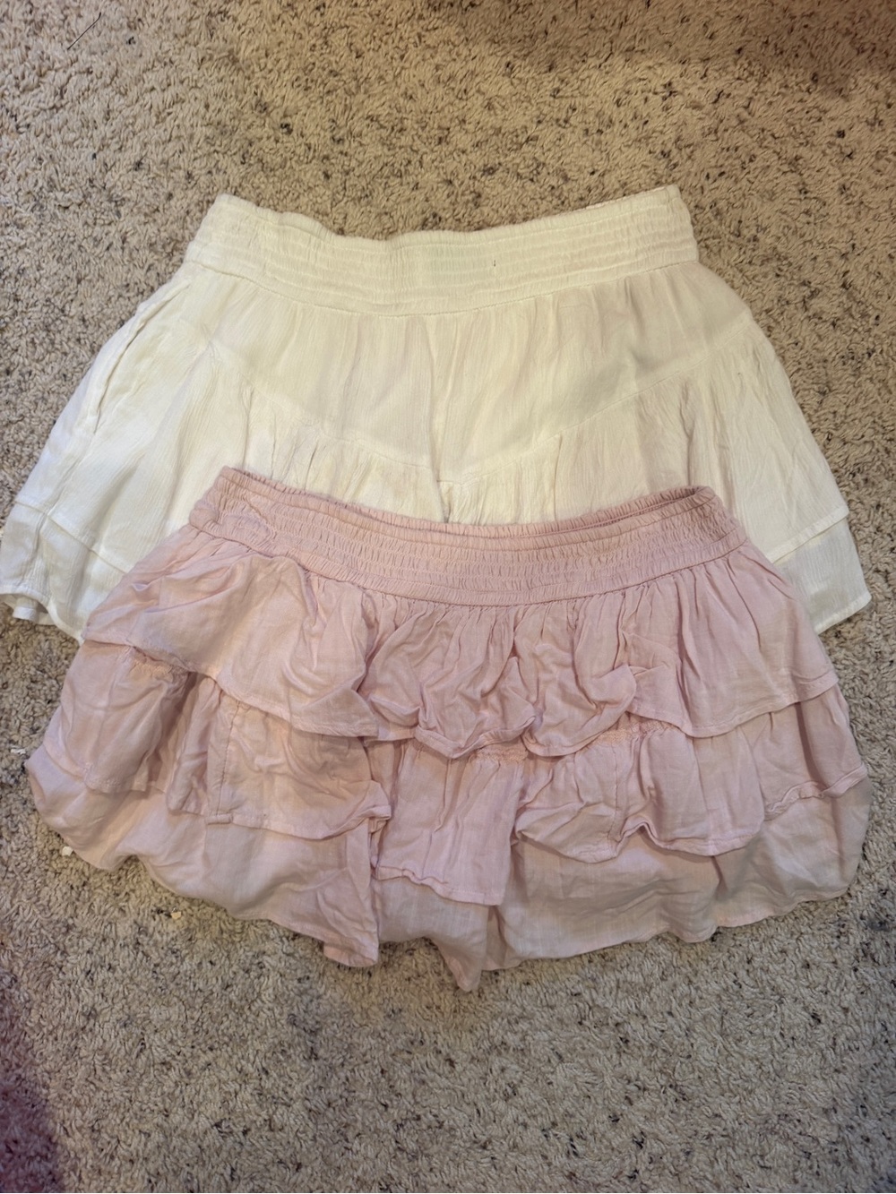 Hollister Tiered Ruffle Mini Skirt in Pink and White